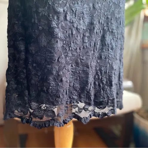 Y2K Harlow Classic and Elegant Black Lace Sheath Style Sleeveless Dress size 4