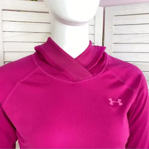 Under Armour  Heat Gear Fitted Catalyst Hoodie Hot Pink Small