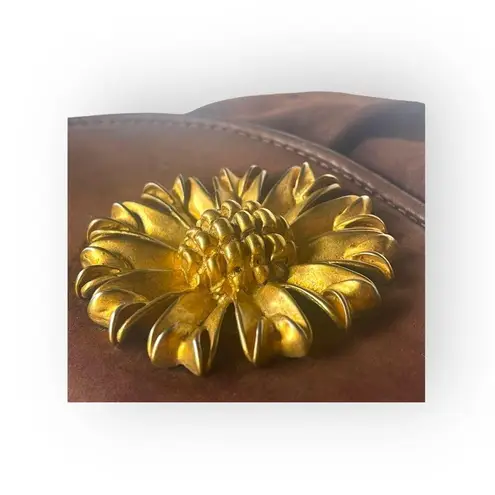 Y2K: Robert Lee Morris 𑁍 Gold Plated Brass Floral Medallion Clutch Crossbody Bag Brown