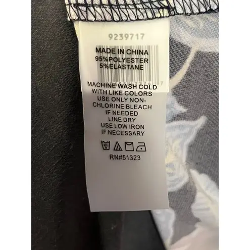 Vince Camuto Maxi Dress Womens 1X Sleeveless Floral V-Neck Pullover Used