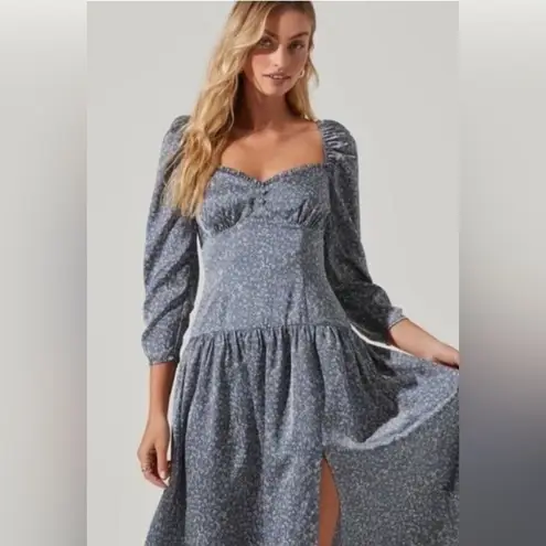 ASTR  The Label Womens Maxi Floral Dress Large Sweetheart Satin Smocked Nordstrom