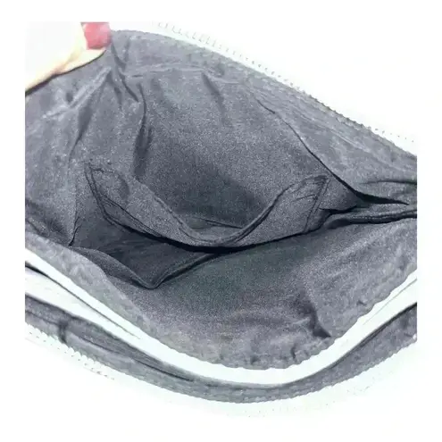 Kenneth Cole Reaction Crossbody purse. Gray, pre