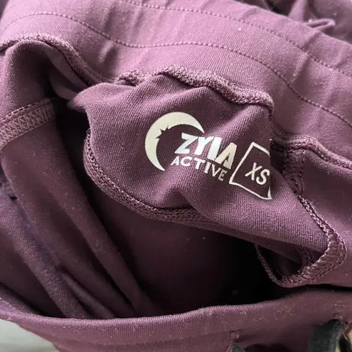 Zyia Women’s Workout Unwind Jogger Size XS in Plum