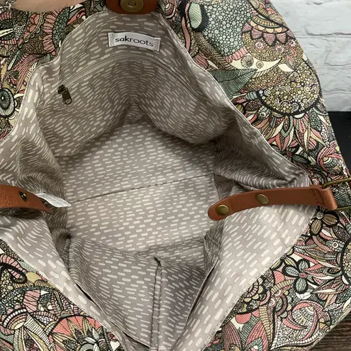 Sakroots Shoulder Bag Brown Paisley Floral Print Magnetic Snap Closure W Tassel - Image 6