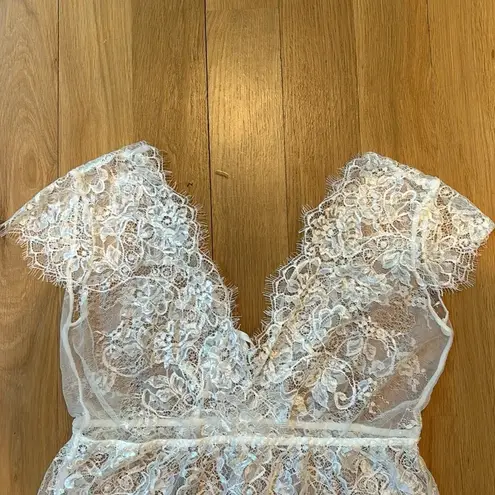 Kloer White Lace Lingerie Top Cap Sleeve Sheer NWT Size Medium