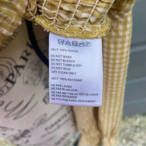 Urban Outfitters  Yellow‎ Gingham Smocked Blouse