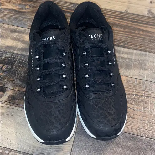 Skechers NWOT  Street Uno 2 with leopard print size 8