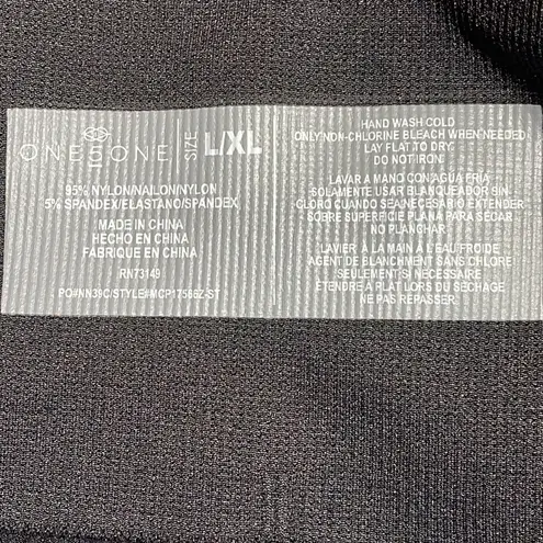 One 5 One Laser Cut Capri Leggings