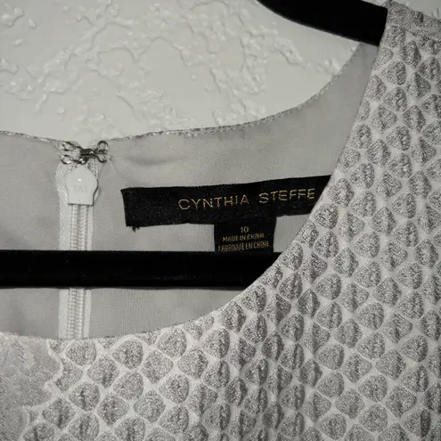 Cynthia Steffe New Feather Gray Roses Floral Dress Size 10