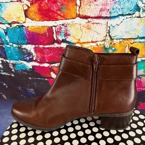 Anne Klein 𝅺 AK Jeannie Brown Womens Shoes Size 8.5 M Boots