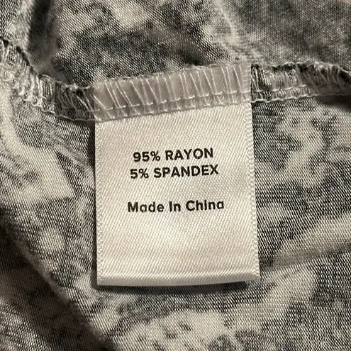 Peyton Jensen Cici Snakeskin Print Turtleneck Size Medium