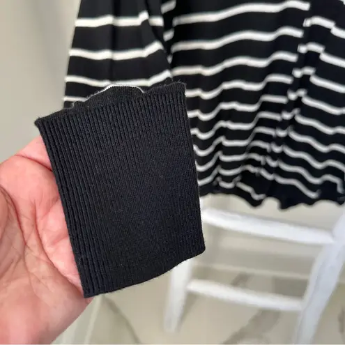 Caslon Black & White Striped Lightweight Knit V Neck Sweater Size XS