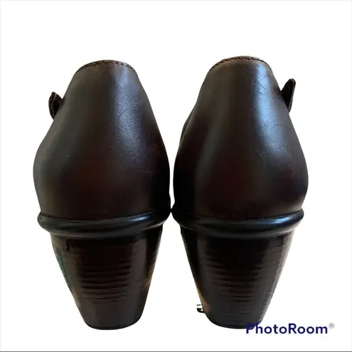 Dansko Regina Crosscross Leather Mary Jane Pump Buckle Ruched Close Toe