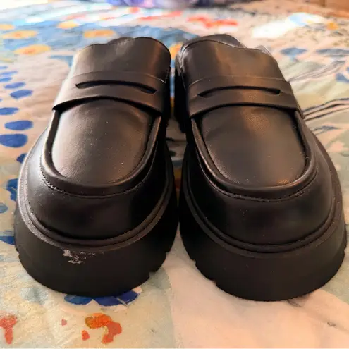 SHUSHOP 7.5 Trixie Loafer Mules Slides Clogs NIB Black
