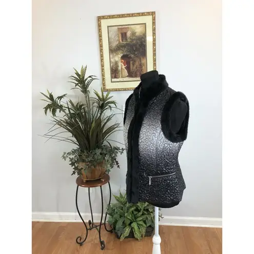 Peter Nygard Open Front Vest Trim Faux Fur Small Black Gray Ombré Quilted Y2Y