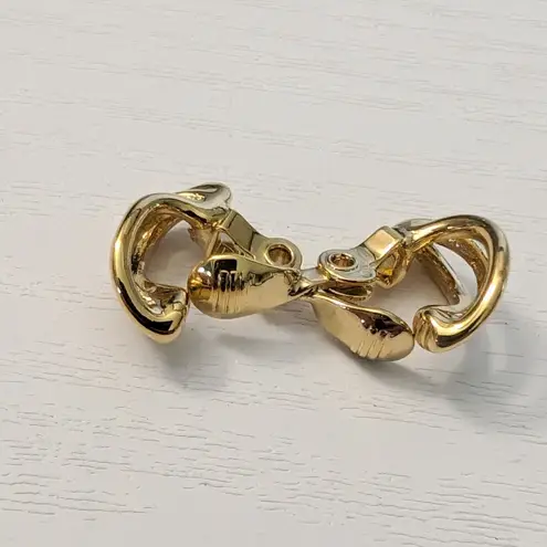 Vintage Clip On Earrings