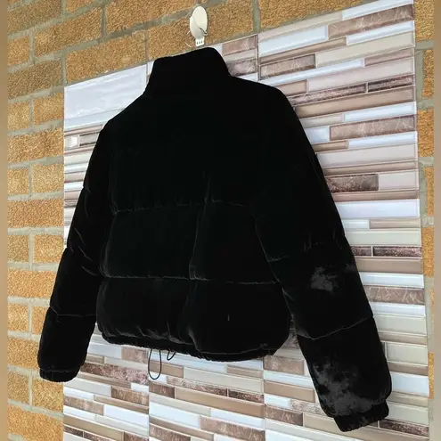 Bella Dahl black velvet puffer XS