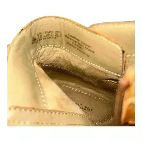 Naturalizer KARMIC Women’s Boots, SZ 9.5 W US Tan Leather pre-loved beautiful!