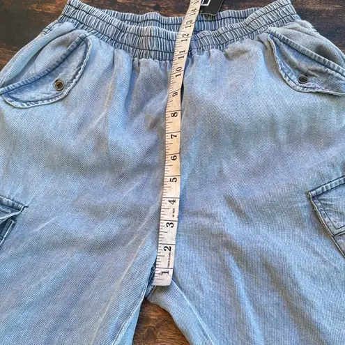 Envy Slouchy denim cargo Light Blue Pants size oversized small lightweightight NWT