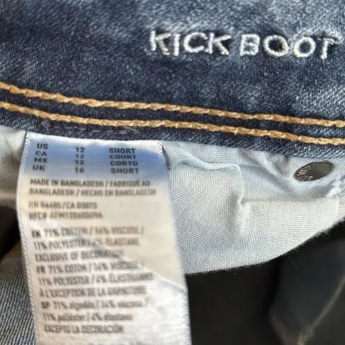 American Eagle AE  Super Stretch 360 Kick Boot Denim Jean Sz 12X29 Short Med Wash