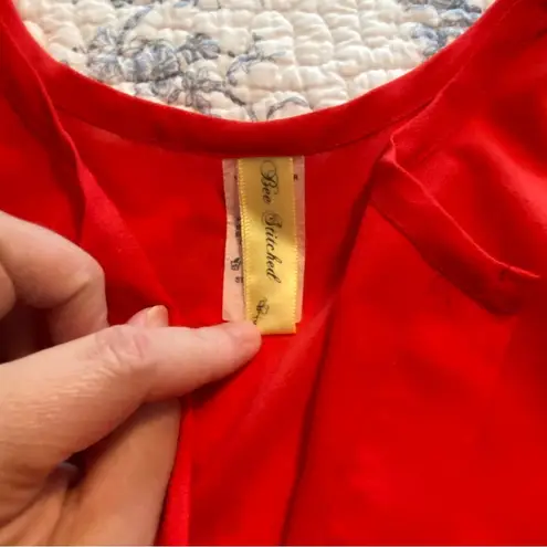 Bee Stitched Red Tunic Blouse Size Large