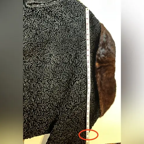 Vtg. Mink Astrakin by Lepshire made in France. Black