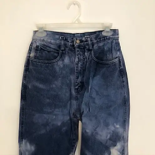 VINTAGE BILL BLASS PETITE Acid Wash High Waisted Straight Leg and/or Mom Jeans Blue Size undefined