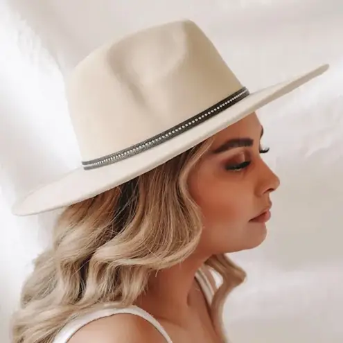 Lulus  What a Stud Bone Wide Brim Hat Trendy Felt Women’s One Size NWT thumbnail 6