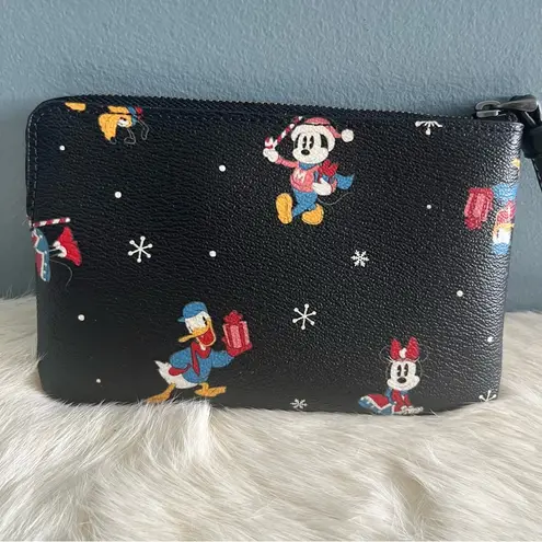 Coach Disney x  Corner Zip Holiday Print Wristlet