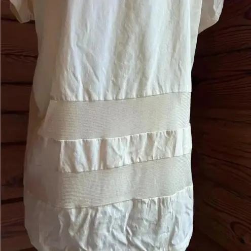 Towsen Jive top 100% Silk, transparent mesh and high low detail off white medium