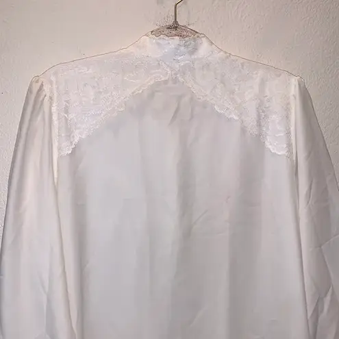 Unique Vintage Le Voy's Size XL Vintage White Long Chiffon Robe Peignoir Lingerie Nightgown