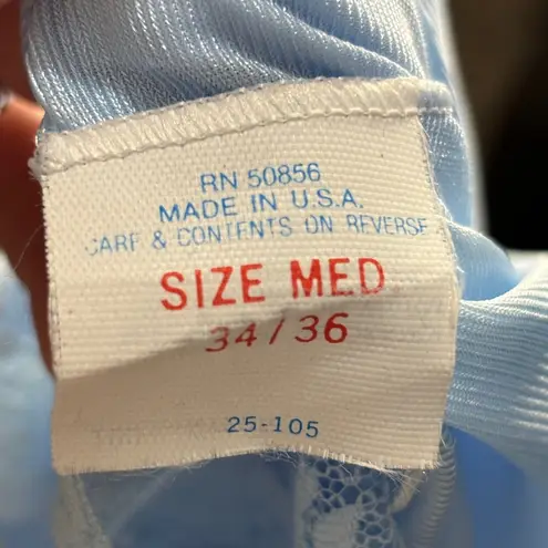 BEAUTIFUL NYLON LACE BABY BLUE VINTAGE NIGHTGOWN WITH DUSTER HOUSE COAT 2pc Size M