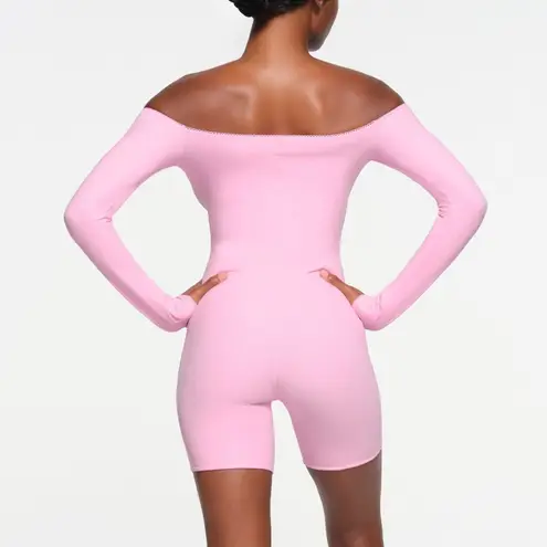 SKIMS Fits Everybody Picot Off-the-Shoulder Onesie — Bubblegum | Size M | NWT