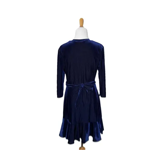City Vibe Navy Blue V Neck Dress Ribbed 3/4 Sleeve. Size Large Flaws