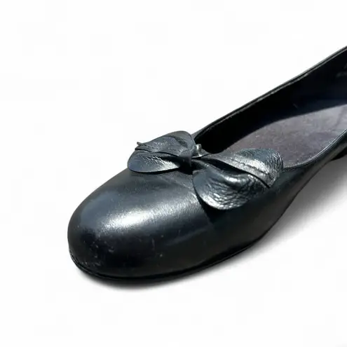 Munro Black Leather Ballet Flats Size 10