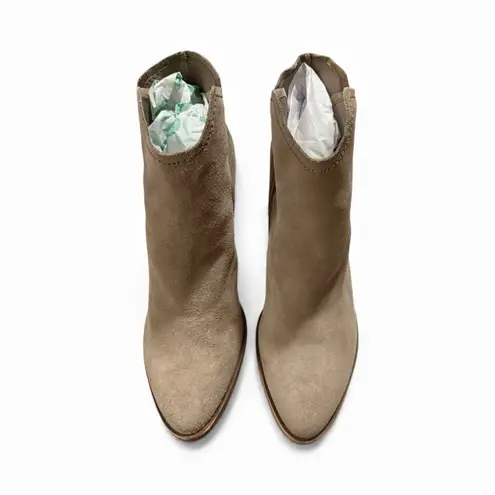 Women's Dolce Vita Taupe Suede Ankle Booties Size 9 Brown Tan