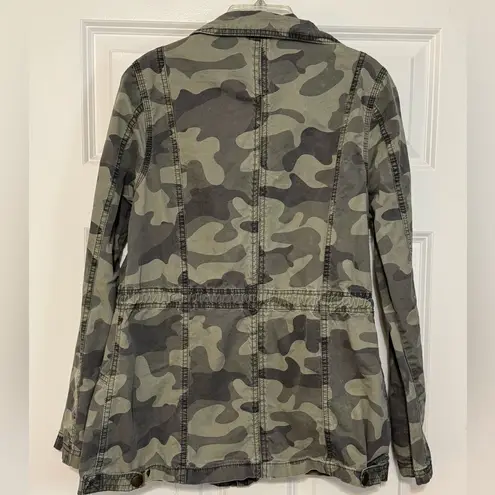 Ashley by 26 International Green Camo Cargo Roll-tab Sleeve Zip Up Jacket Medium