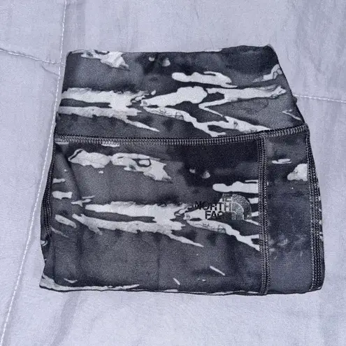 The North Face  Camo Crop Leggings 