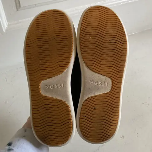 Vessi Women's Size 7 Sunday Slippers Spruce Green Slip On Waterproof Wool