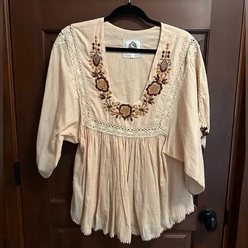 Chasing Unicorns Blouse Size L