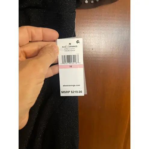 Alex Evenings long pearl sleeve evening gown size 10