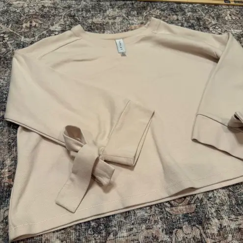 Varley Cropped Crewneck Sweatshirt w/ Tie Cuff Sleeves Neutral Osprey