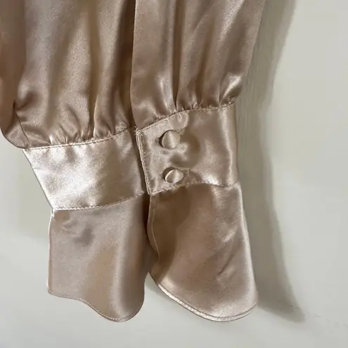 Bloomingdales Vintage Satin Ruffle Peplum Blouse SZ L Poet Sleeve Tan V Neck Button Up Romanti