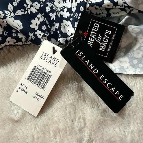 Island Escape Bliss Printed La Flor Ruffled Off