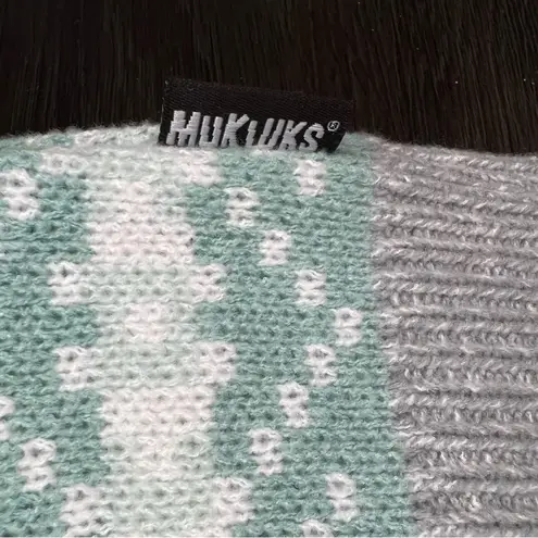 Mail Luks Beanie Hat & Touchscreen Gloves Set