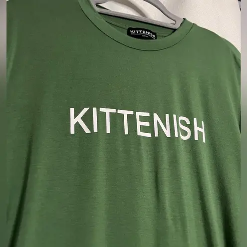 Kittenish Olive Green and White Graphic TShirt Small