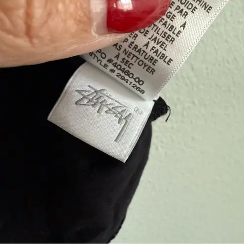 Stüssy Black/White/Purple Rose Tee. Size Medium Black