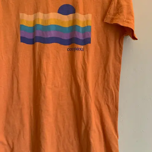Cotopaxi  T-Shirt Top Short Sleeve Orange Womens Size Medium Casual Shirt