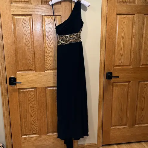 Betsy and Adam Prom dress