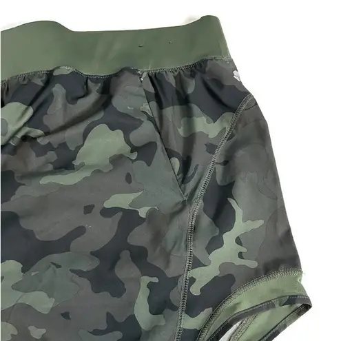Tek Gear  Lightweight Green Camouflage Shorts Size XXL - Image 3